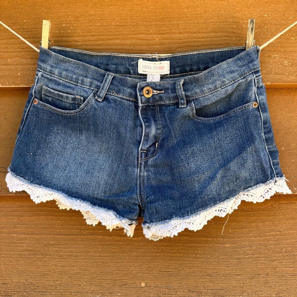 Forever 21 Girls Lace Trim Denim Jean Shorts Size M